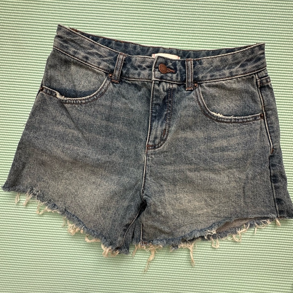 Urban Outfitters BDG A-line Denim Shorts. Size 27 (Medium).